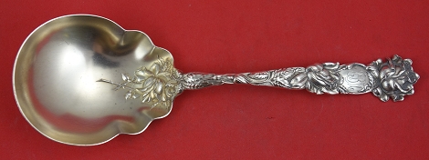Berry Spoon GW  large  w/ flower in bowl 9 1/8